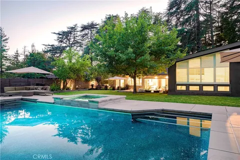 $4,200,000 | 5128 Hillard Avenue, La Canada Flintridge, CA 91011