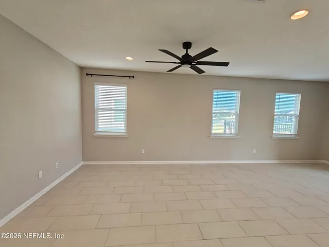 $2,150 | 1876 Amberly Drive, Middleburg, FL 32068