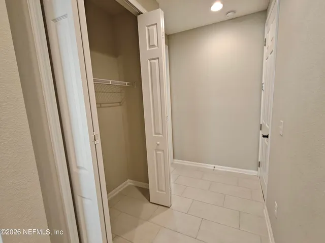 $2,150 | 1876 Amberly Drive, Middleburg, FL 32068