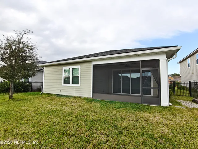 $2,150 | 1876 Amberly Drive, Middleburg, FL 32068