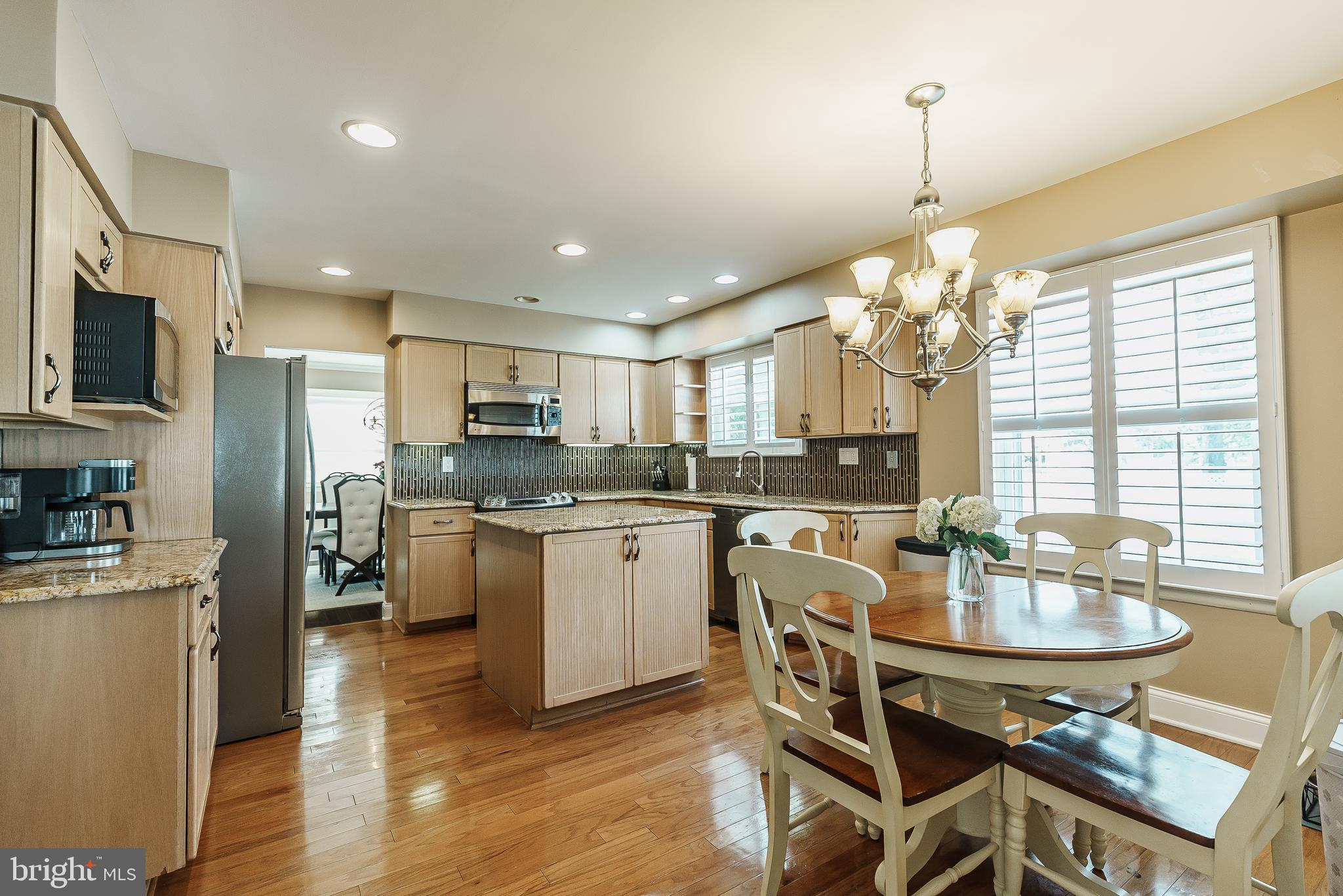 231 Sandringham Road Cherry Hill, NJ 08003 - Photo 12 of 38
