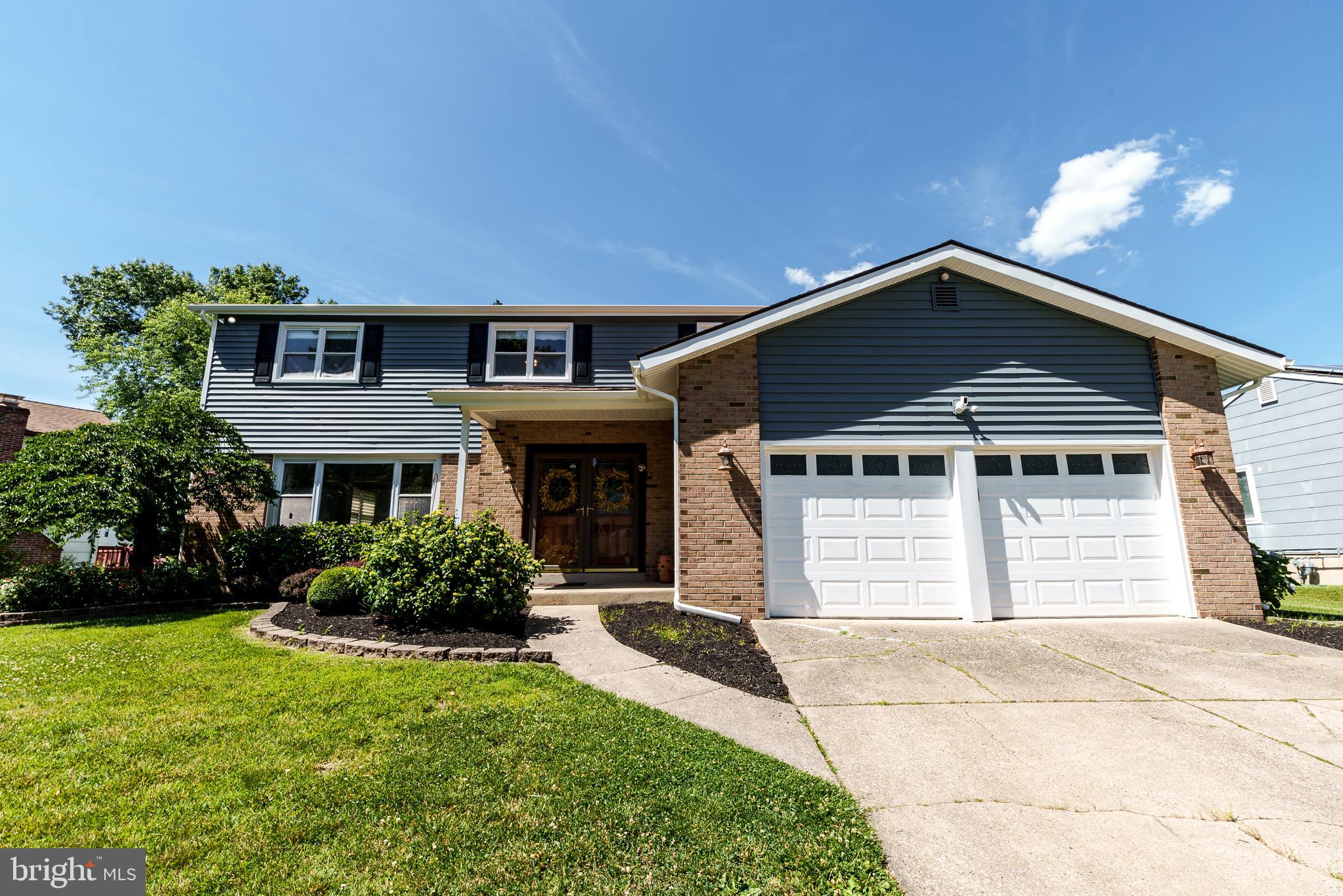 231 Sandringham Road Cherry Hill, NJ 08003 - Photo 2 of 38