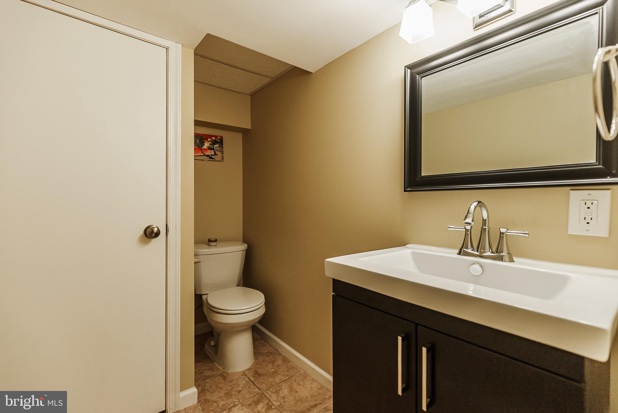 231 Sandringham Road Cherry Hill, NJ 08003 - Photo 33 of 38