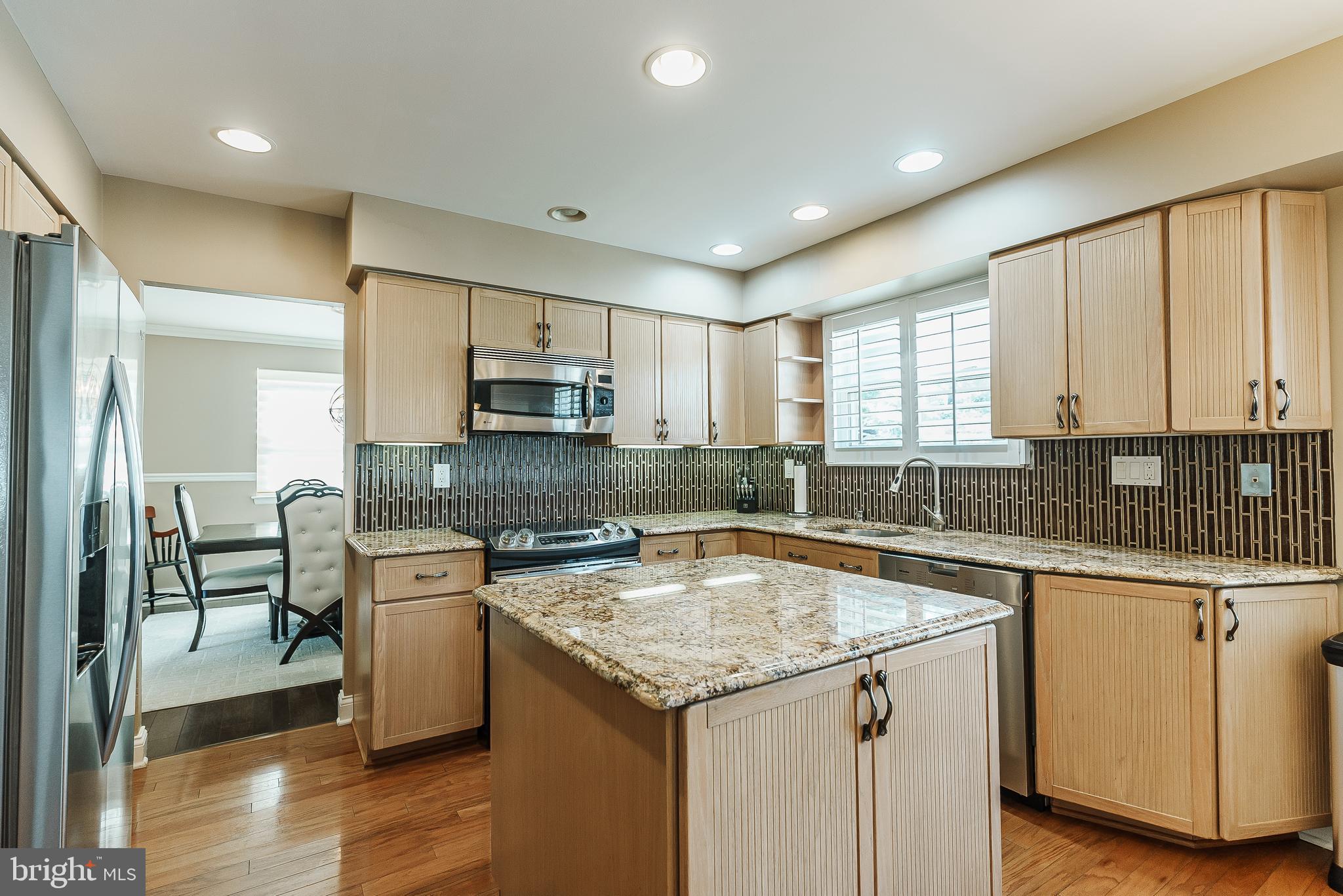 231 Sandringham Road Cherry Hill, NJ 08003 - Photo 6 of 38