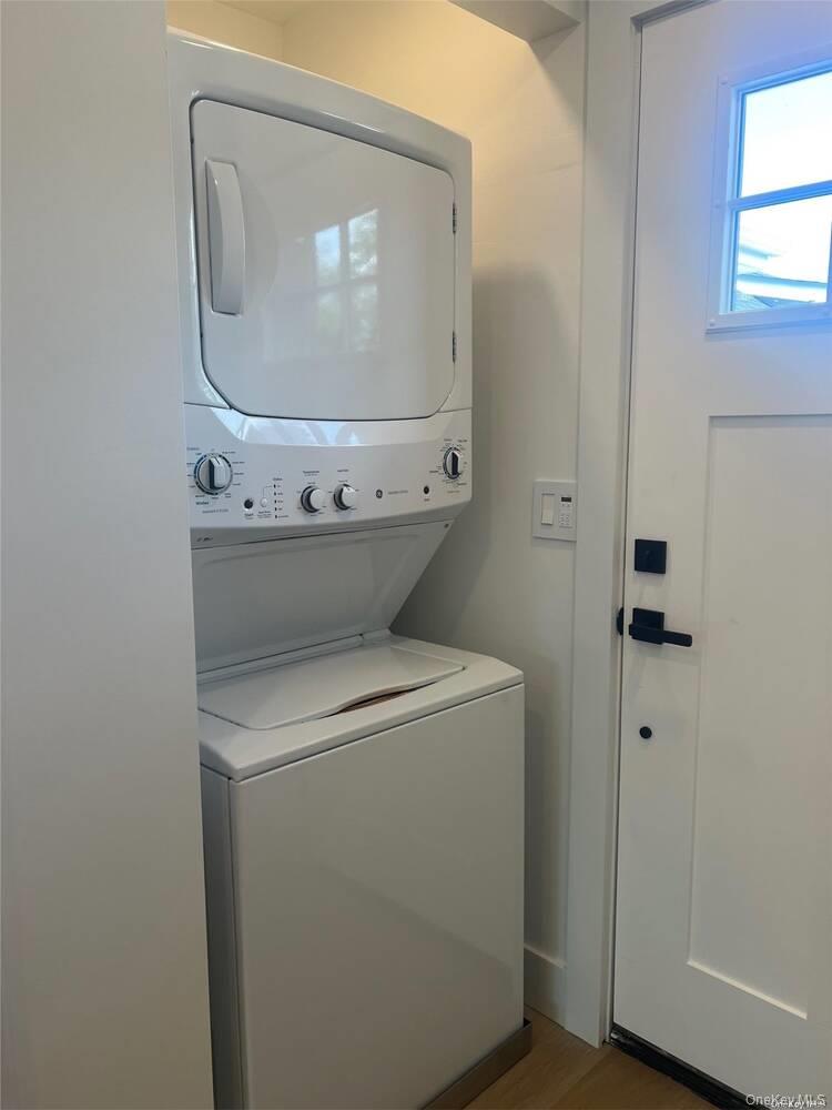 152 South Country Road Bellport, NY 11713 - Photo 6 of 6