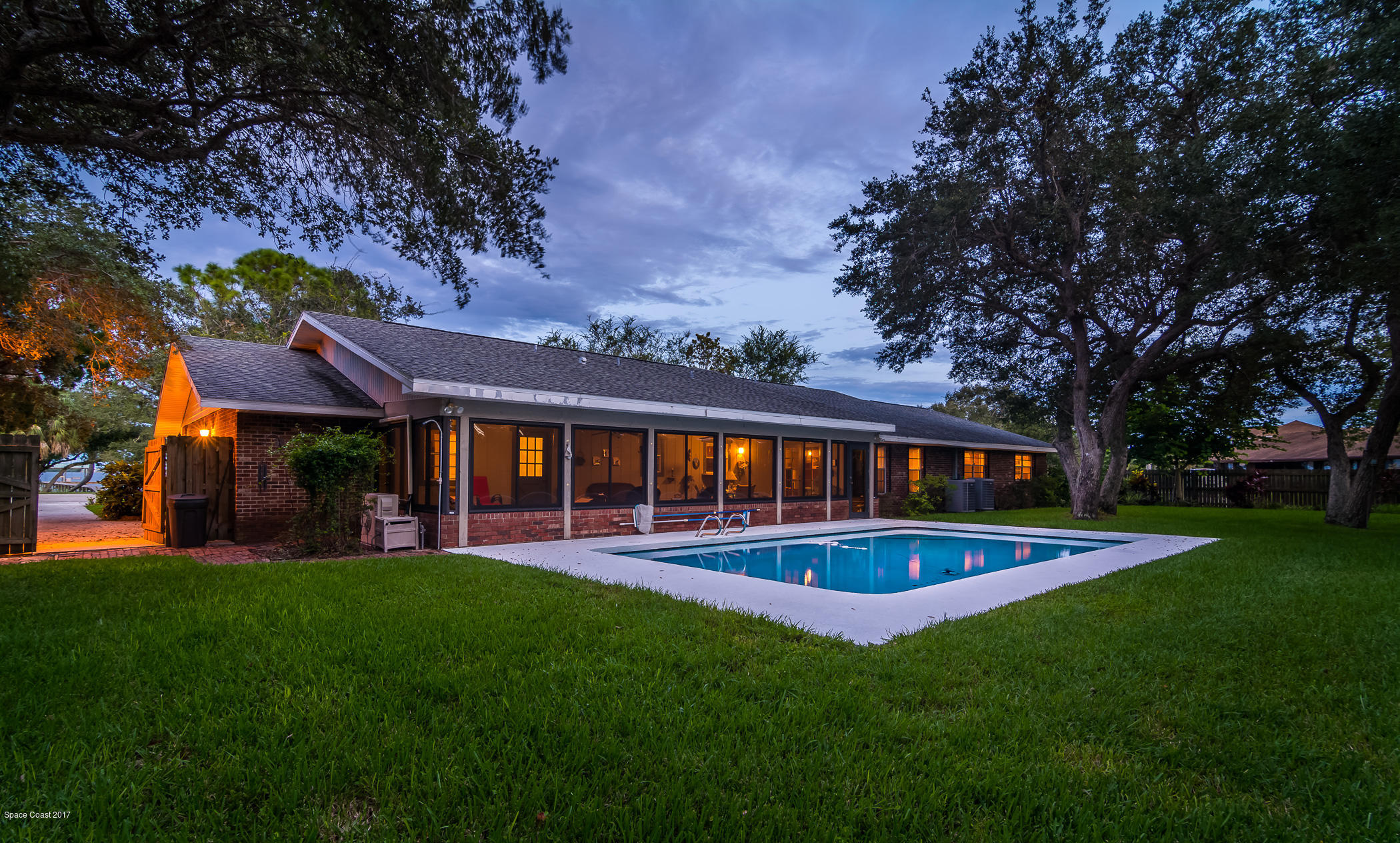 2660 Rocky Point Road Malabar, FL 32950 - Photo 6 of 71 Twilight Rear