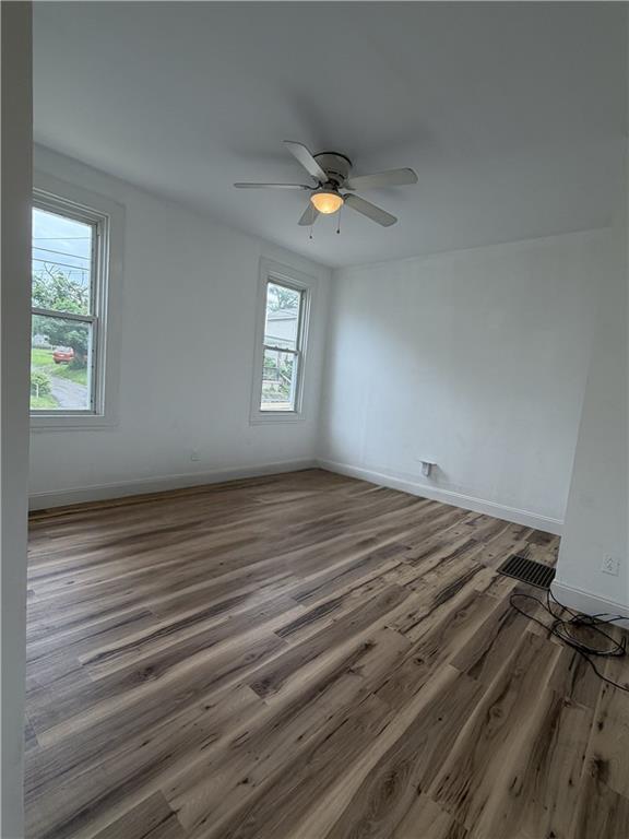 467 Reno Street Rochester, PA 15074 - Photo 2 of 13