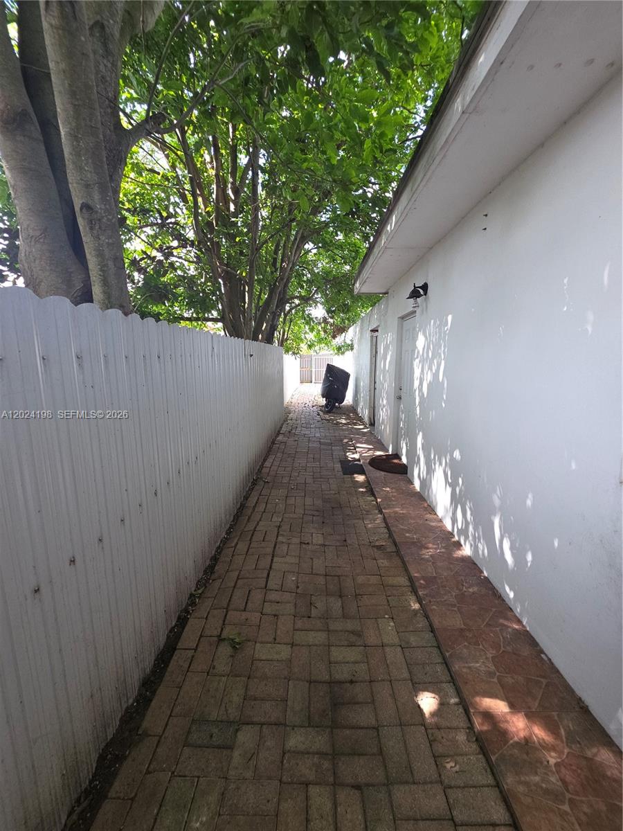 651 East 48th Street Hialeah, FL 33013 - Photo 31 of 52 a view of a corridor