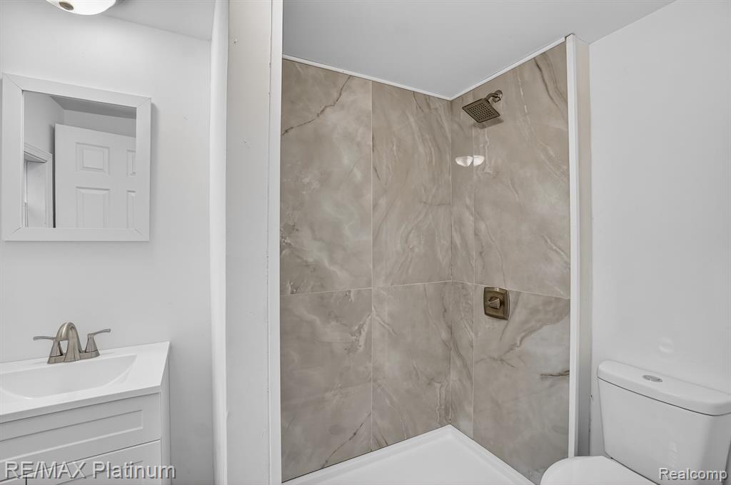 15313 Livermore Road Pinckney, MI 48169 - Photo 9 of 12