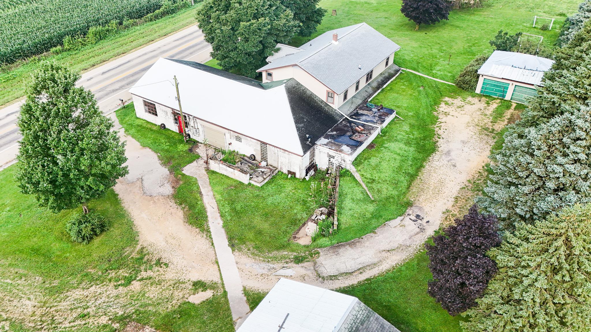 7916 West Pines Road Polo, IL 61064 - Photo 13 of 42 a aerial view of a house with garden