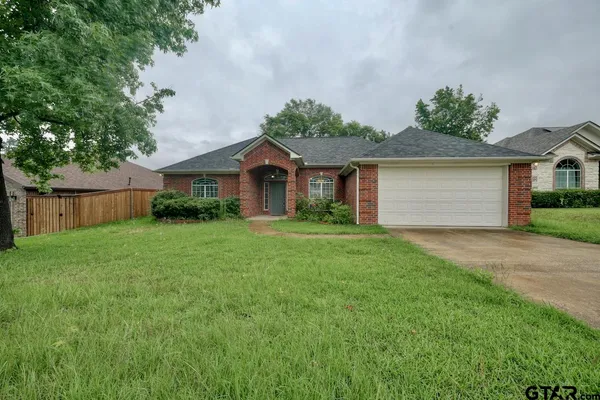 $289,000 | 2136 Haverhill Drive, Tyler, TX 75707