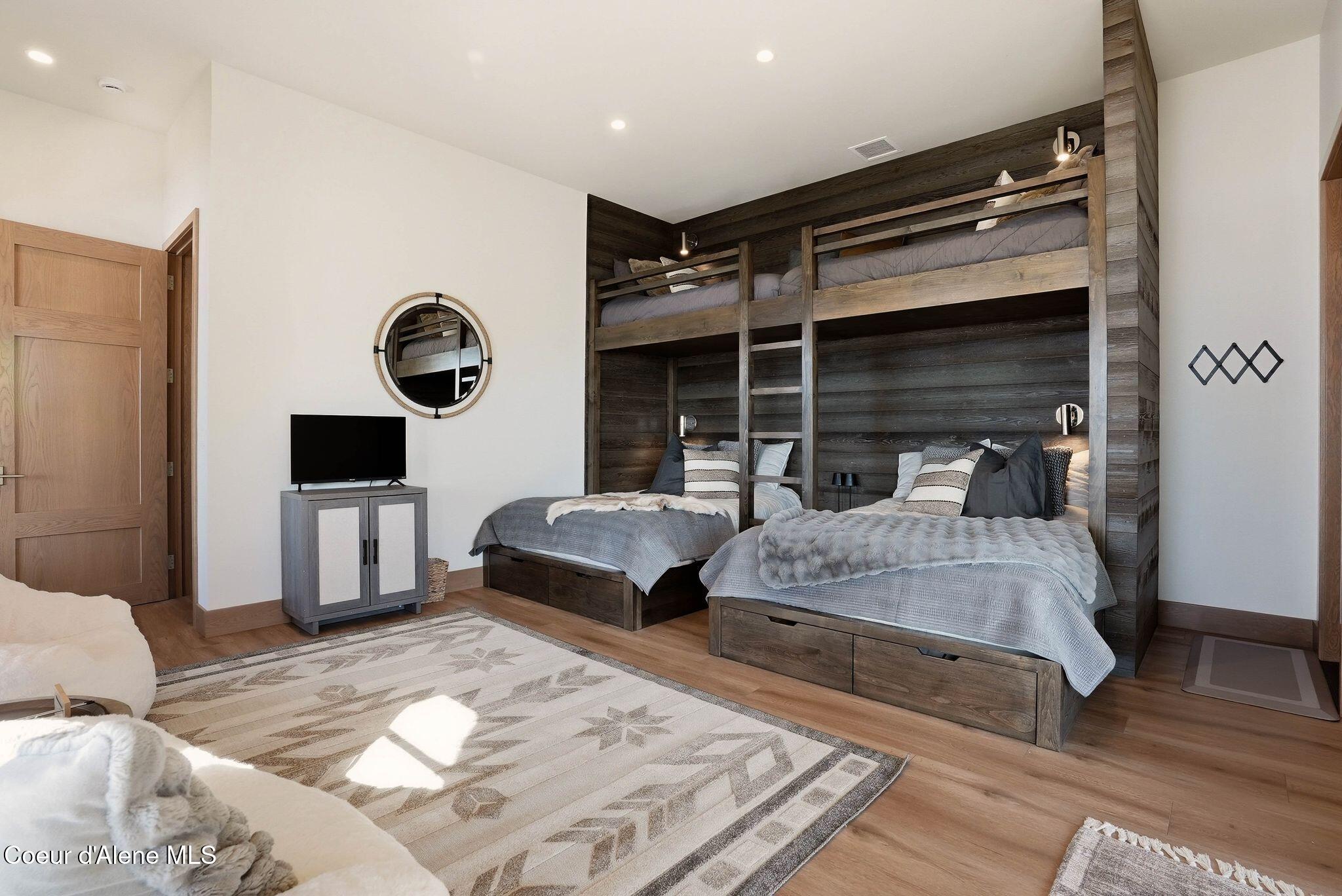 8190 Pin Oak Road Worley, ID 83876 - Photo 72 of 99 72_Inside-Media-Pin Oak-39
