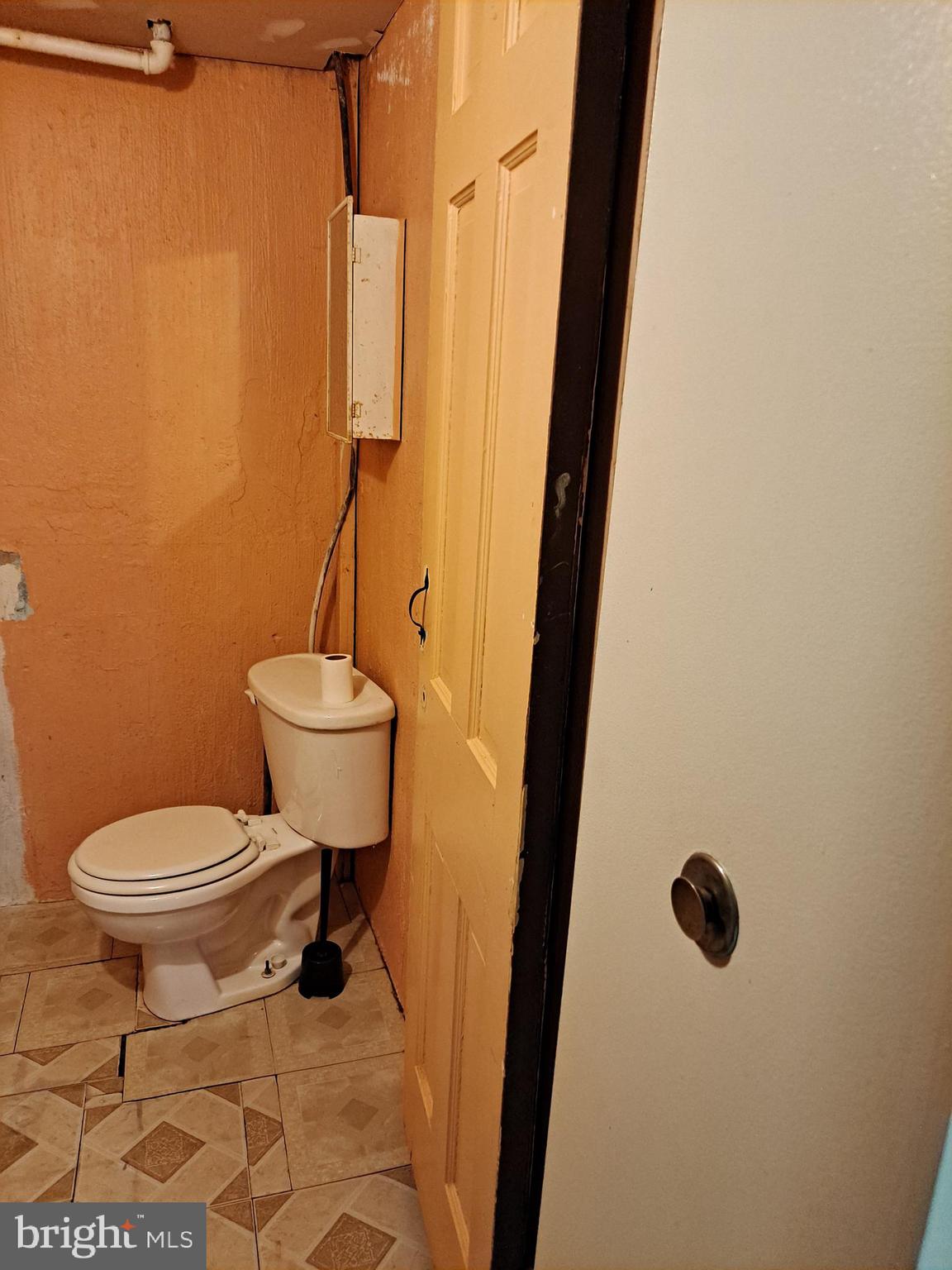 5663 Whitby Road Baltimore, MD 21206 - Photo 48 of 71