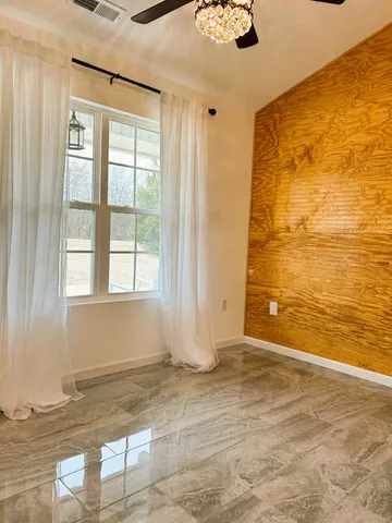 $299,900 | 5055 New Highway 68, Madisonville, TN 37354