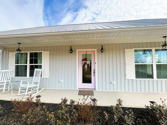 $299,900 | 5055 New Highway 68, Madisonville, TN 37354