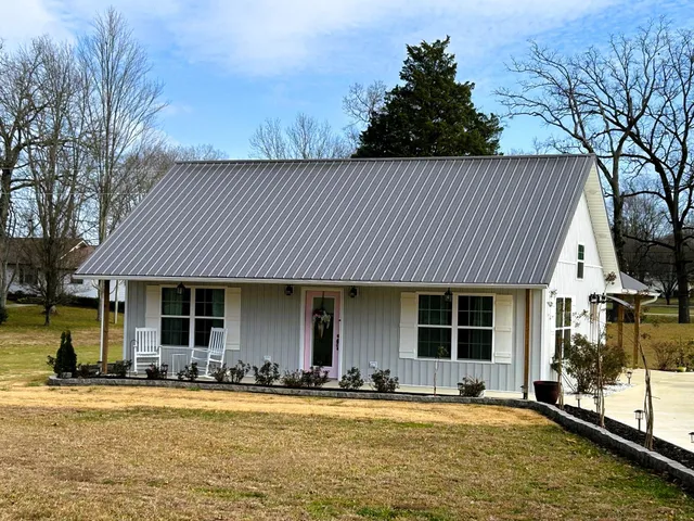 $299,900 | 5055 New Highway 68, Madisonville, TN 37354
