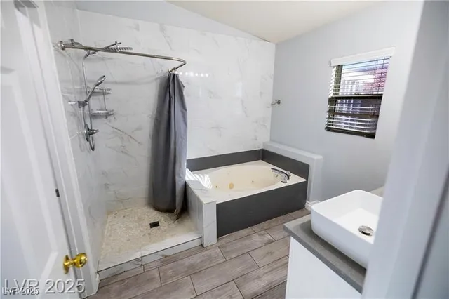 $2,450 | 4720 Painted Hills Street, North Las Vegas, NV 89031