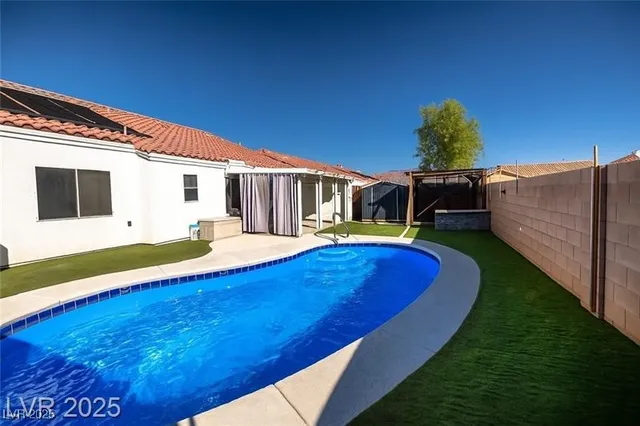 $2,450 | 4720 Painted Hills Street, North Las Vegas, NV 89031