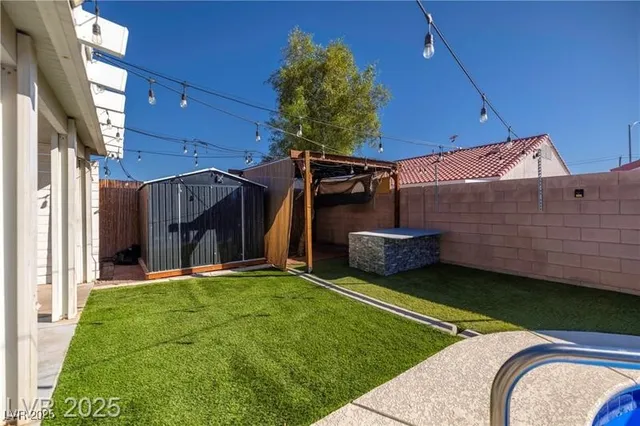 $2,450 | 4720 Painted Hills Street, North Las Vegas, NV 89031