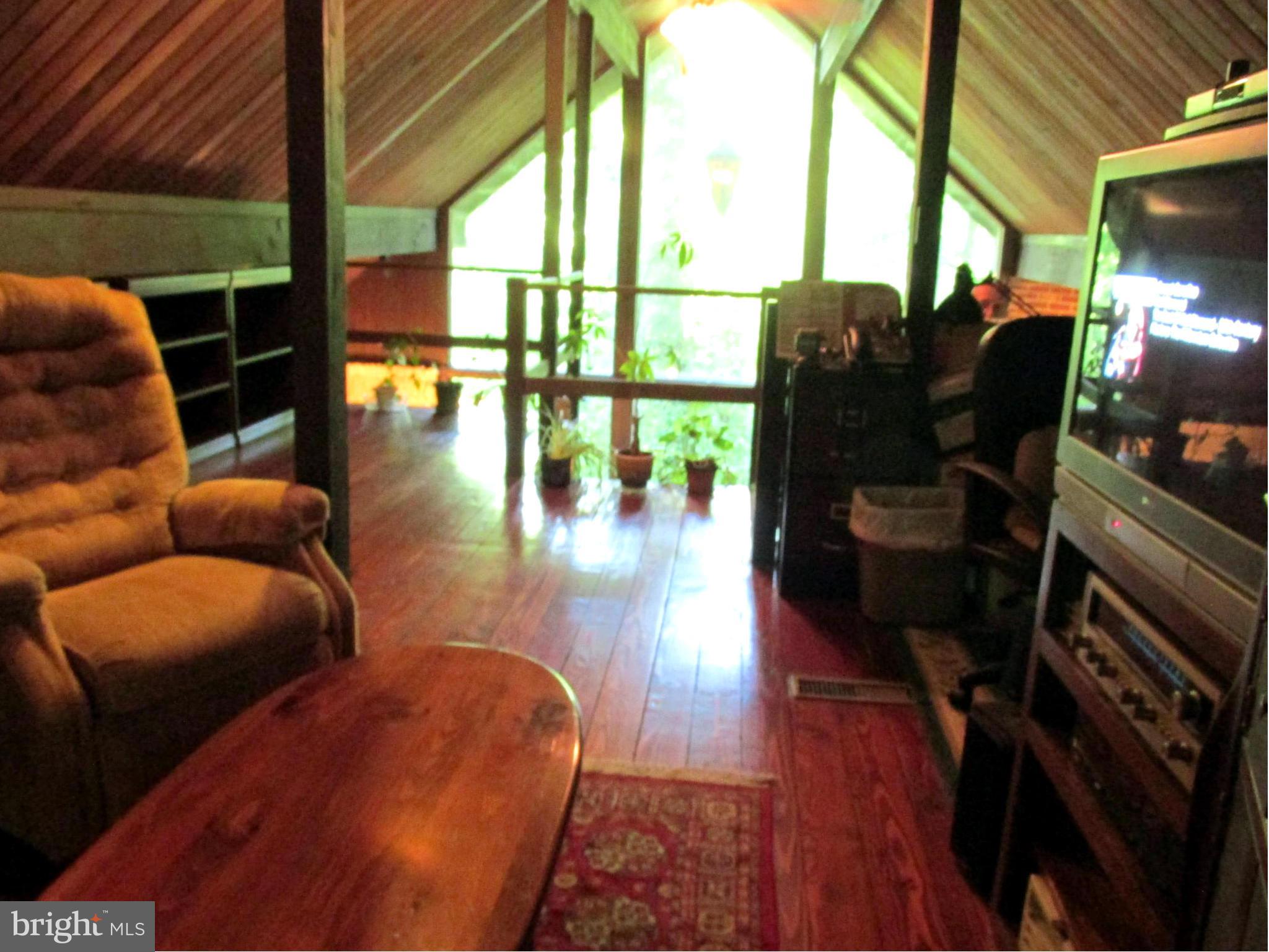 119 Indian Hills Road Locust Grove, VA 22508 - Photo 7 of 30 Upper Loft sitting area with office