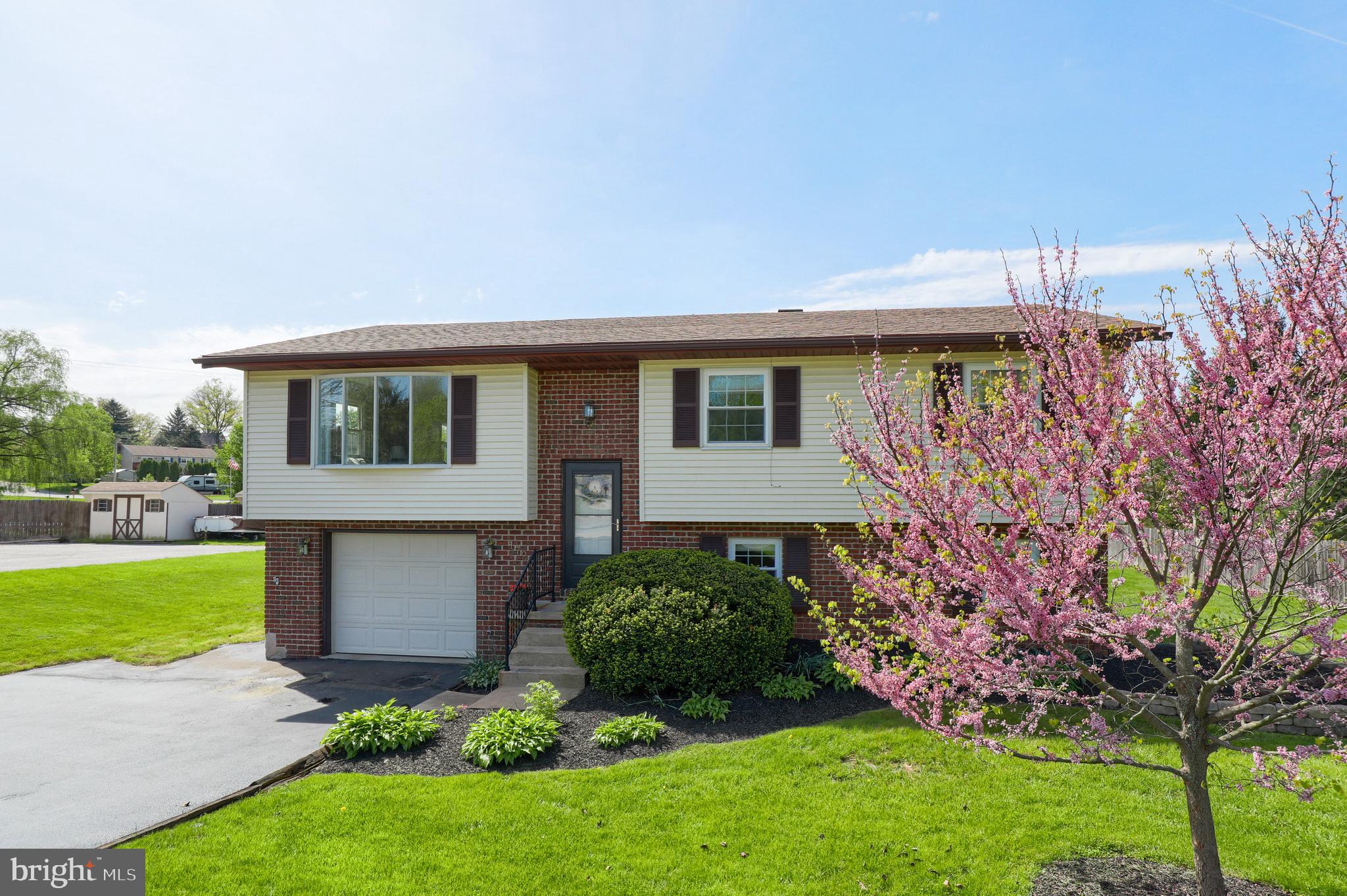 1720 Topaz Road York, PA 17408 - Photo 32 of 32 Gallery Image 32
