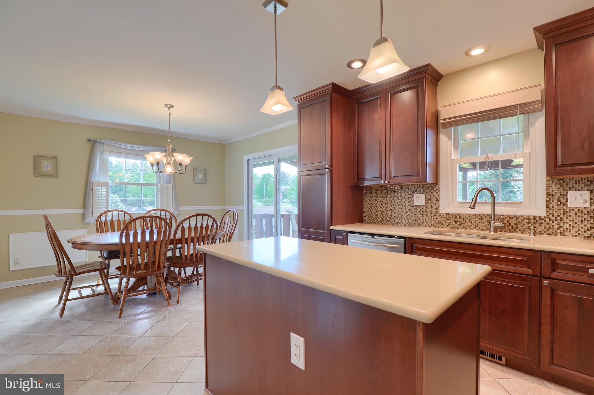 1720 Topaz Road York, PA 17408 - Photo 8 of 32 Gallery Image 8
