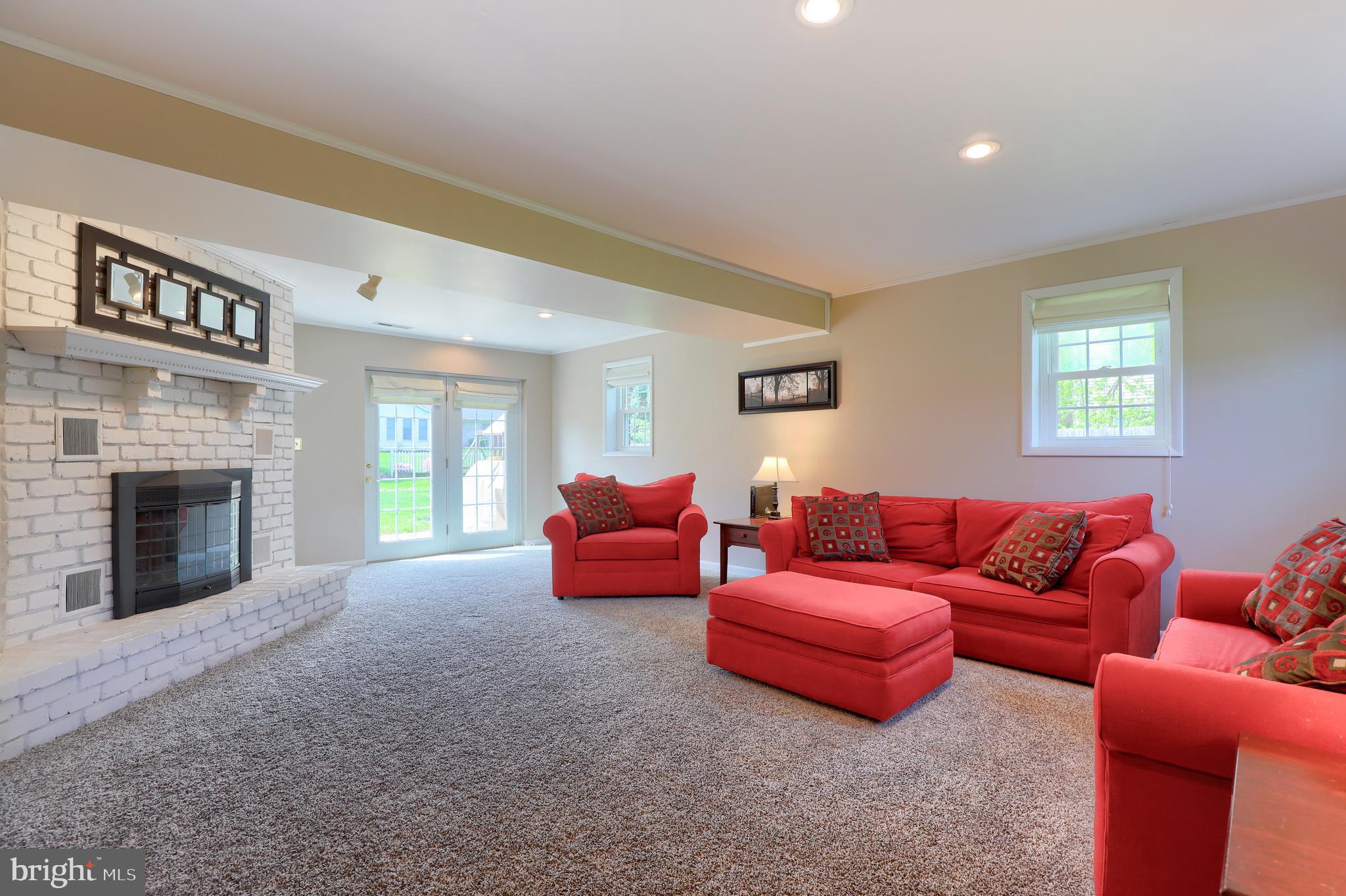 1720 Topaz Road York, PA 17408 - Photo 10 of 32 Gallery Image 10