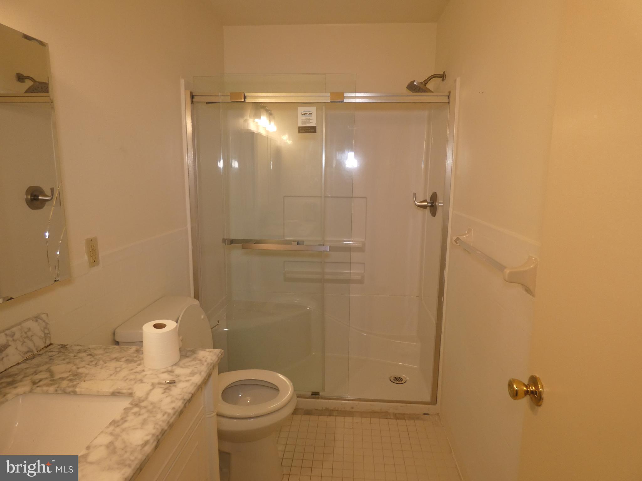 3347 Red Lion Road Philadelphia, PA 19114 - Photo 11 of 37 Main Level Bathroom