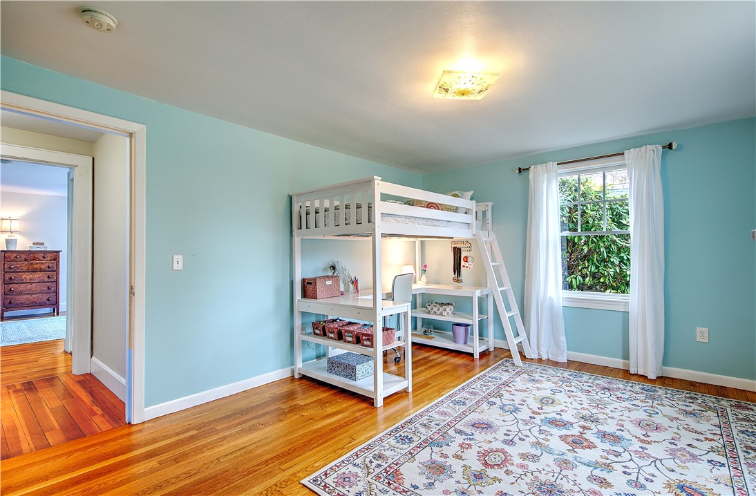 61 Mulberry Road Bristol, RI 02809 - Photo 19 of 41