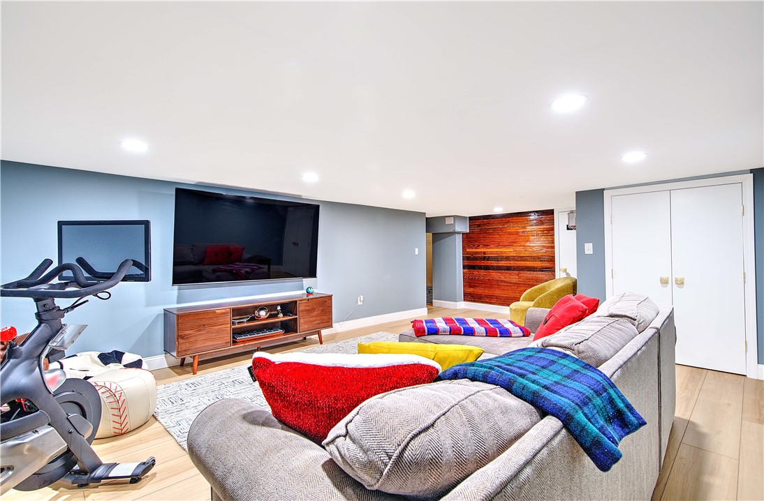 61 Mulberry Road Bristol, RI 02809 - Photo 26 of 41