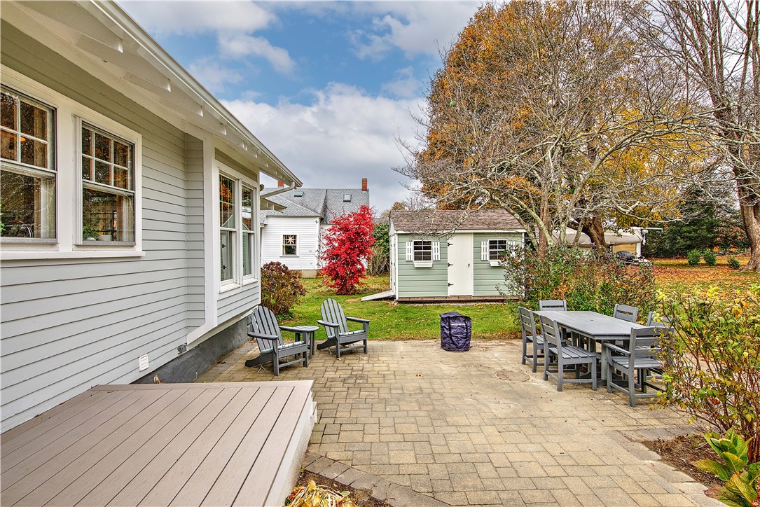 61 Mulberry Road Bristol, RI 02809 - Photo 32 of 41