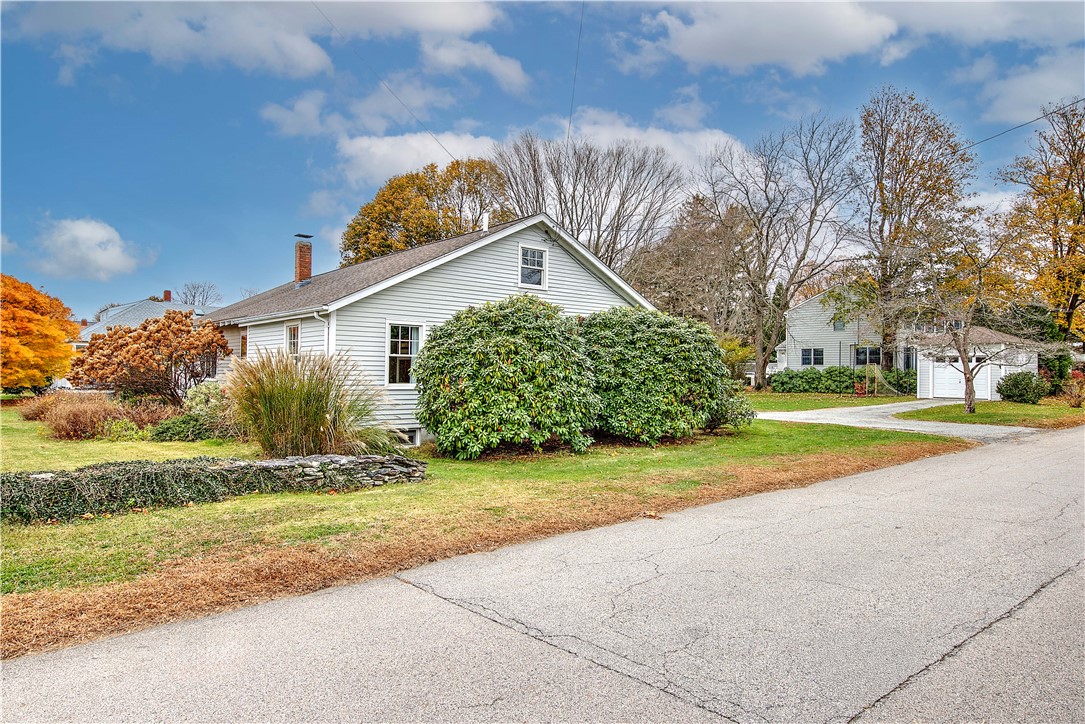 61 Mulberry Road Bristol, RI 02809 - Photo 35 of 41