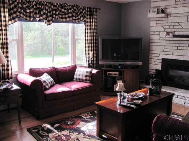 342 Starr Road Ravena, NY 12143 - Photo 4 of 12 Photo 4