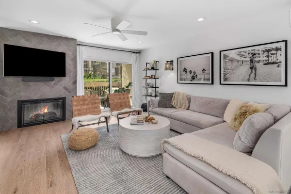$1,825,000 | 353 South Sierra Avenue, Unit 195, Solana Beach, CA 92075