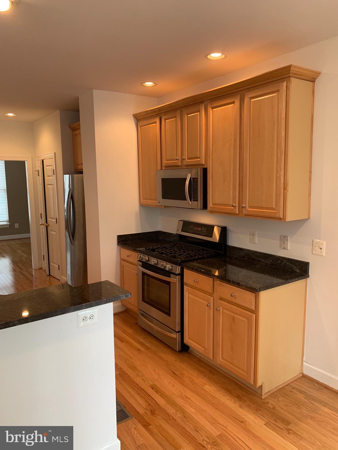 11519 Waterhaven Court Reston, VA 20190 - Photo 8 of 18