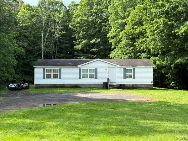 $119,900 | 45 Black Creek Road, Volney, NY 13126