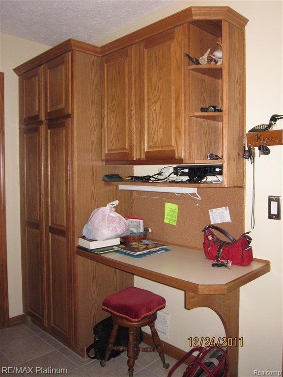 5454 King Road Howell, MI 48843 - Photo 11 of 25 KING RD PLANNING DESK.jpg