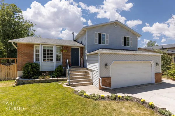 $489,900 | 1122 East 2400th Street North, Layton, UT 84040