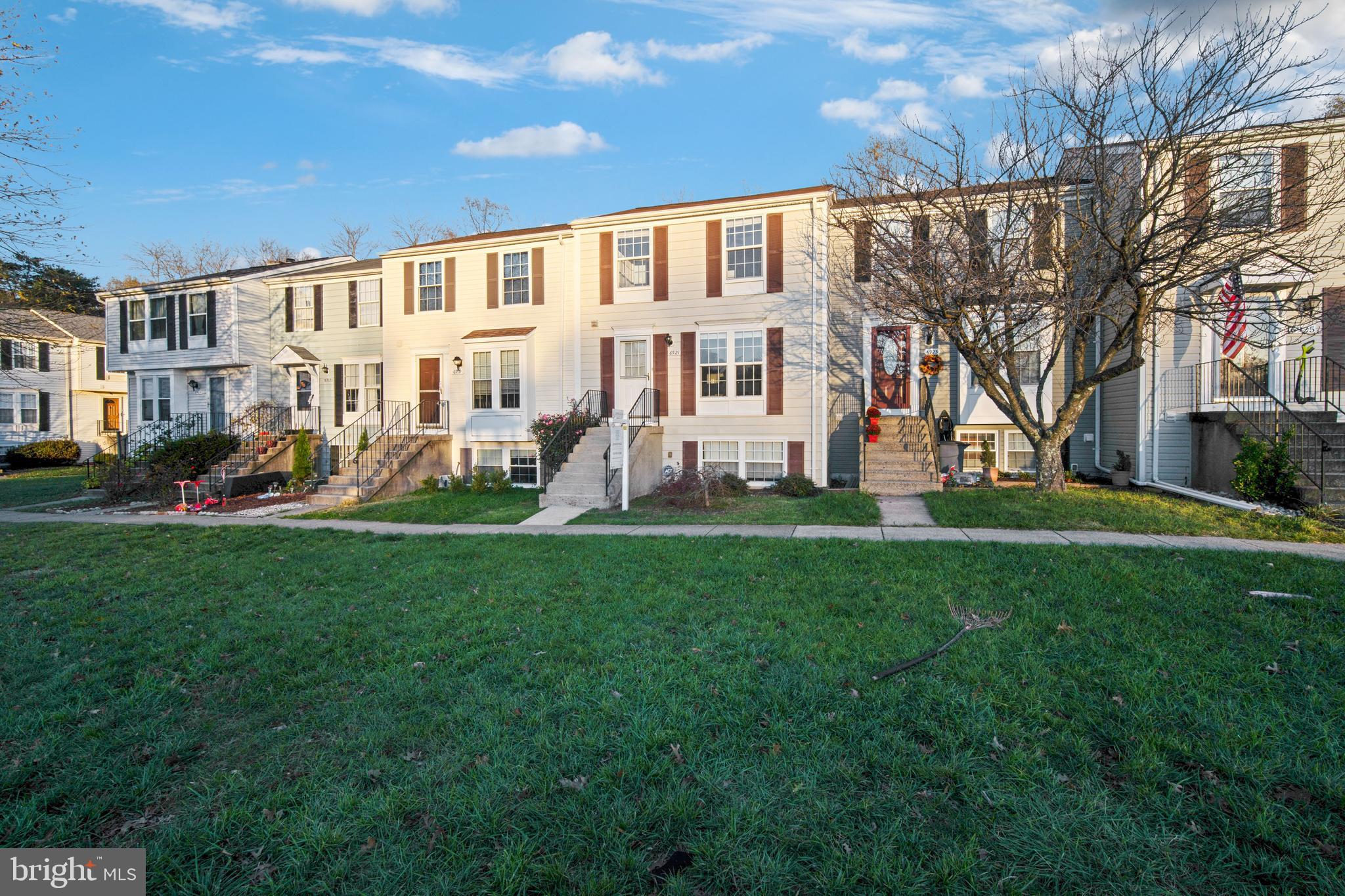 6921 Villa-Del-Rey Court Springfield, VA 22150 - Photo 2 of 28