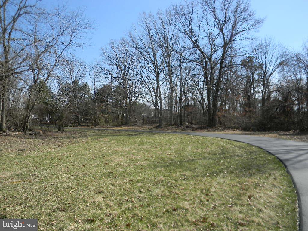 1097 Andrews Road Williamstown, NJ 08094 - Photo 16 of 16 Gallery Image 16