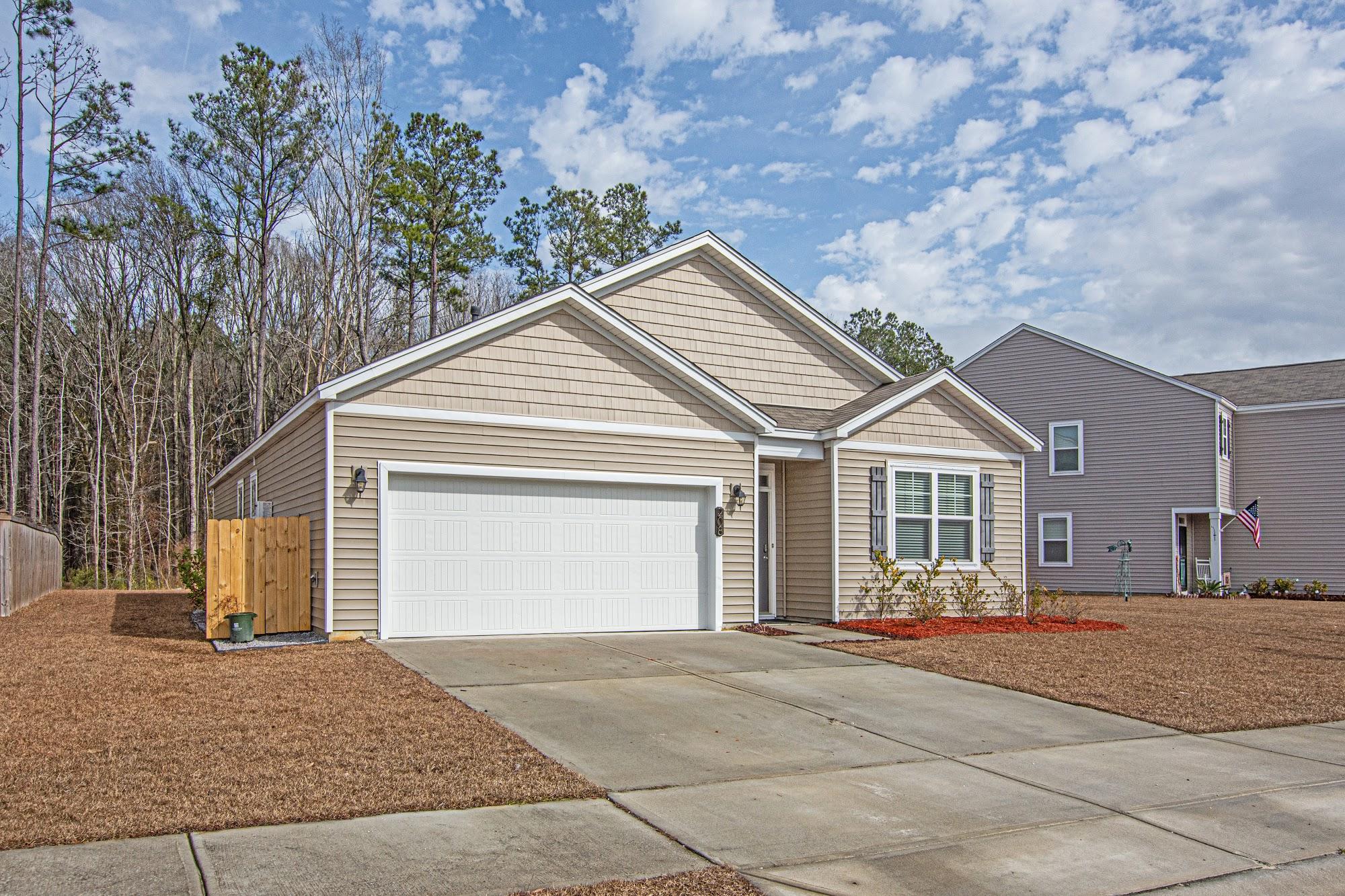 208 Goshen Road Moncks Corner, SC 29461 - Photo 3 of 38 E3E7A76B-7E82-4001-9451-836394E8B084