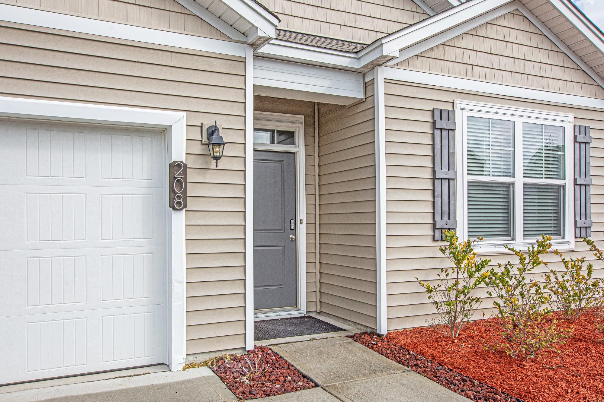 208 Goshen Road Moncks Corner, SC 29461 - Photo 4 of 38 3E7214F1-1D39-4CF1-803F-CE0D5637A3F7