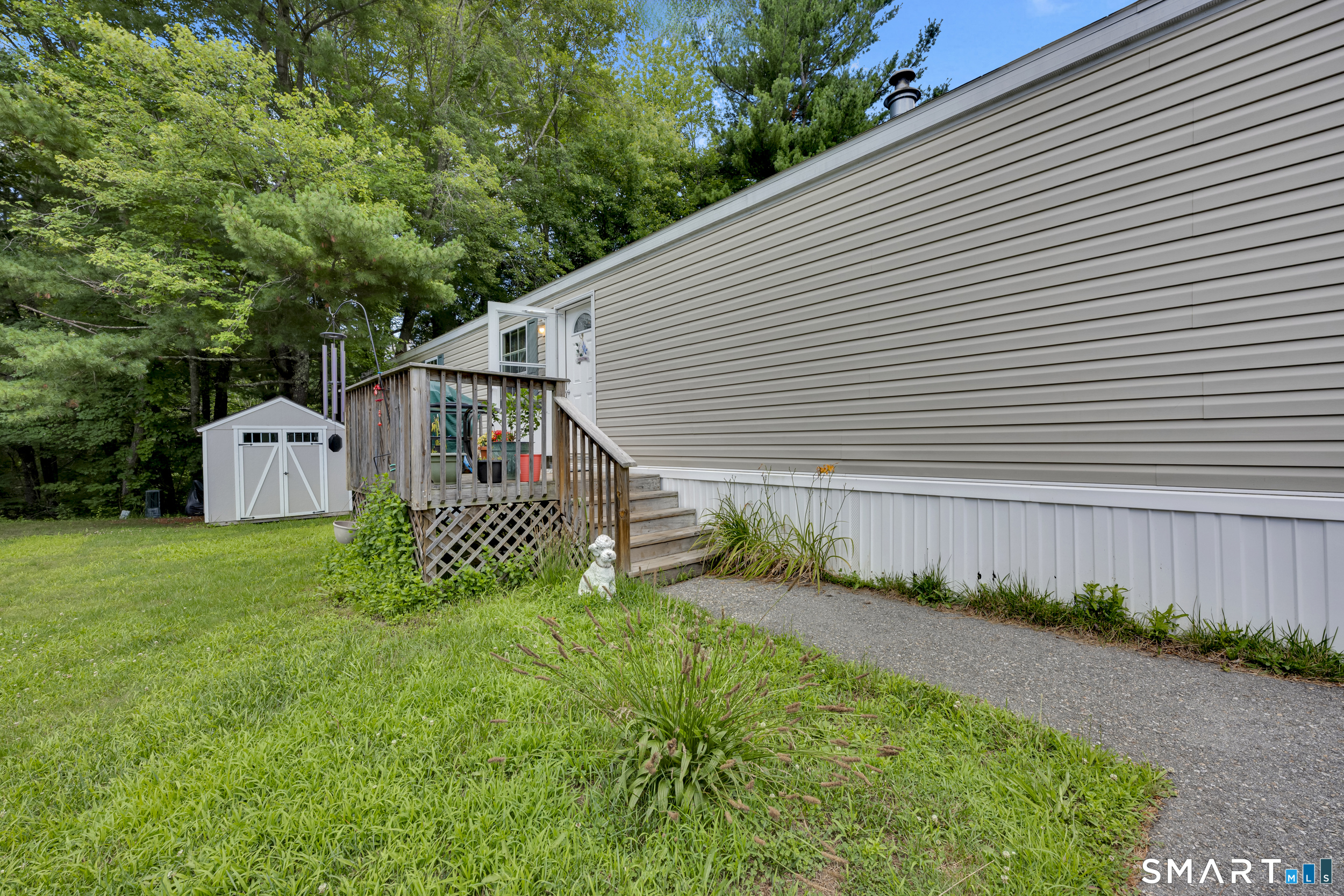 65 R And R Park Dayville, CT 06241 - Photo 4 of 18