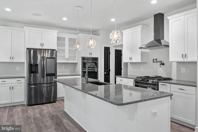 $569,000 | 14875 Buckingham Court, Issue, MD 20645