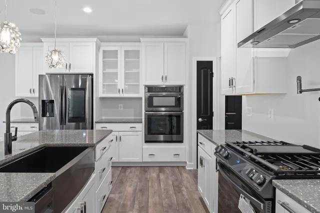 $569,000 | 14875 Buckingham Court, Issue, MD 20645