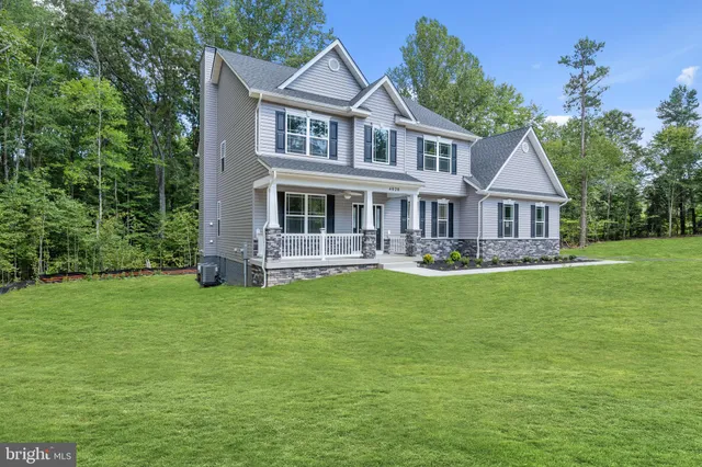 $569,000 | 14875 Buckingham Court, Issue, MD 20645