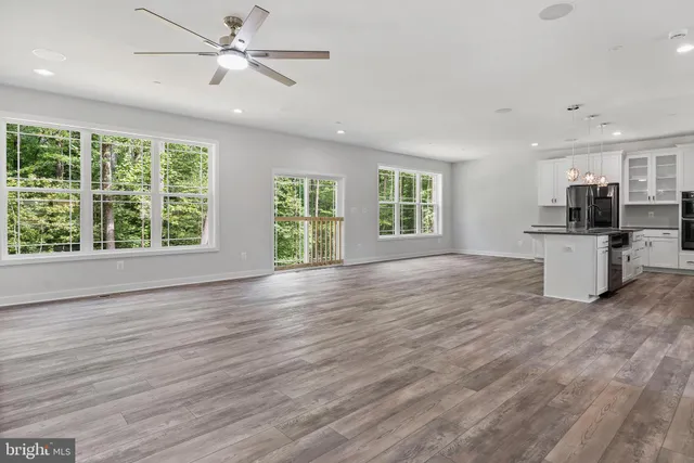 $569,000 | 14875 Buckingham Court, Issue, MD 20645