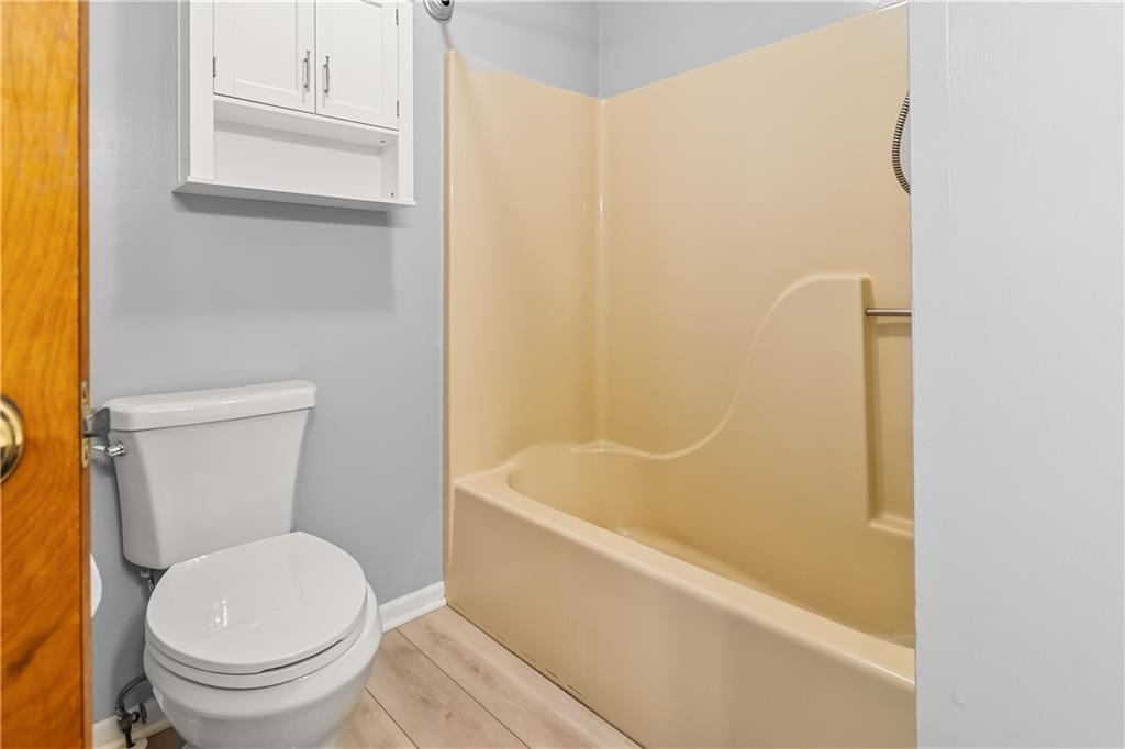 8 Northwest 515th Road Warrensburg, MO 64093 - Photo 41 of 54