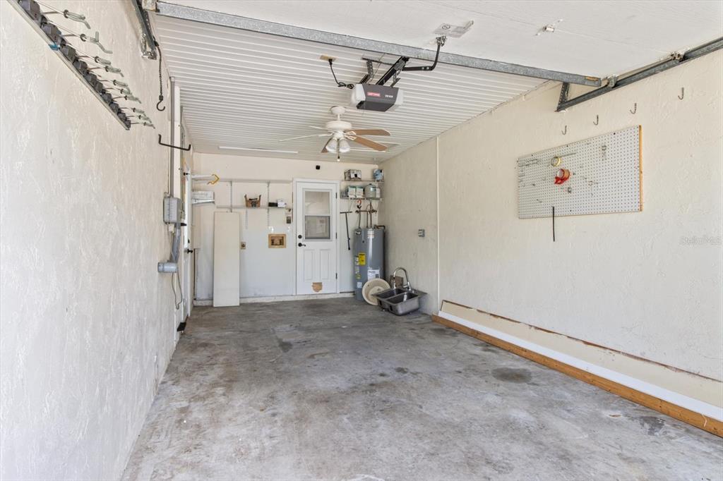 11546 West Clubview Drive Homosassa, FL 34448 - Photo 38 of 58