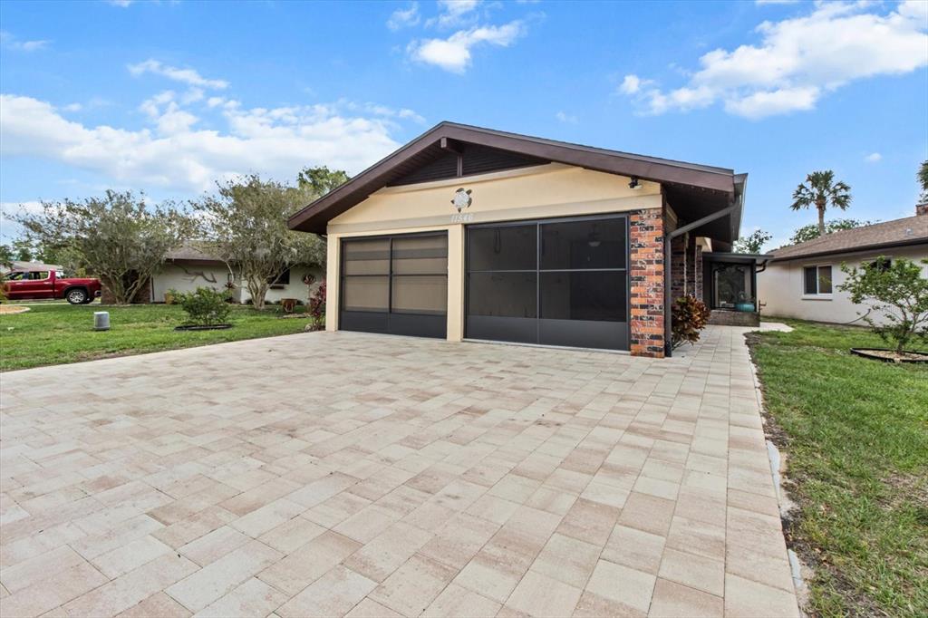 11546 West Clubview Drive Homosassa, FL 34448 - Photo 4 of 58